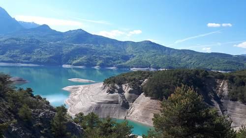 Le lac de Serre Ponçon. Quelle beauté !!